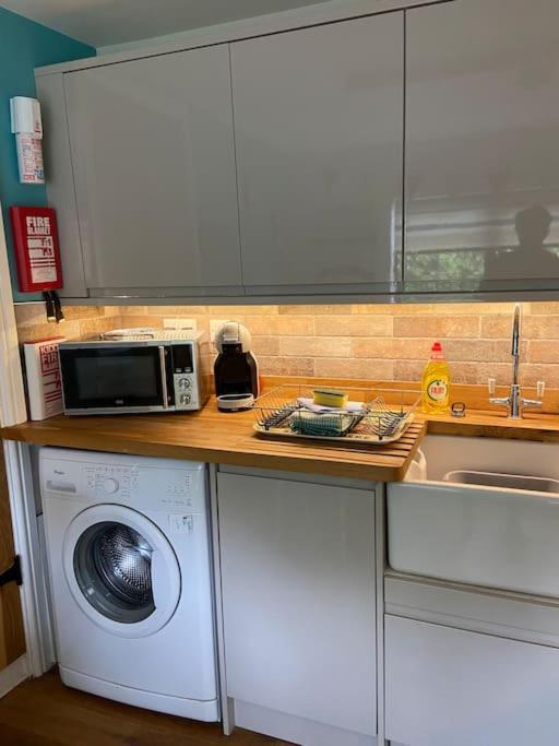 Award Winning Pet Friendly Paddock Cottage Whitby Dış mekan fotoğraf