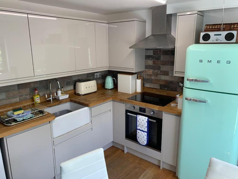 Award Winning Pet Friendly Paddock Cottage Whitby Dış mekan fotoğraf