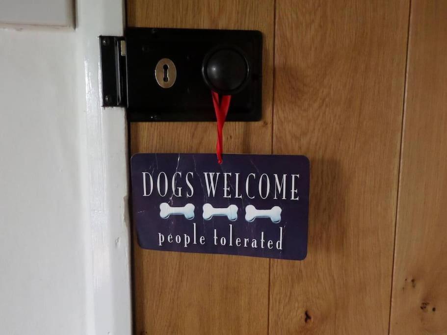 Award Winning Pet Friendly Paddock Cottage Whitby Dış mekan fotoğraf